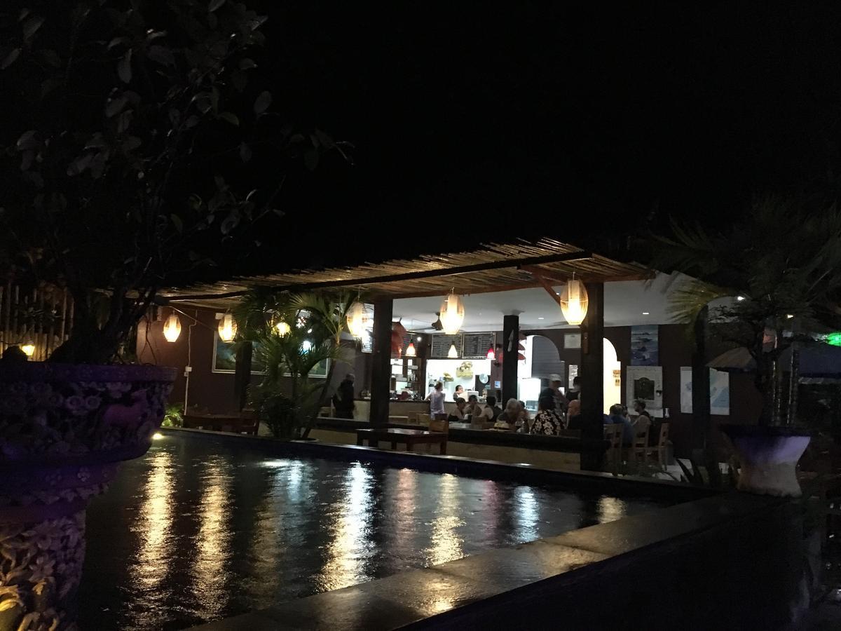 Linda Beach Hotel Nusa Lembongan Exterior foto