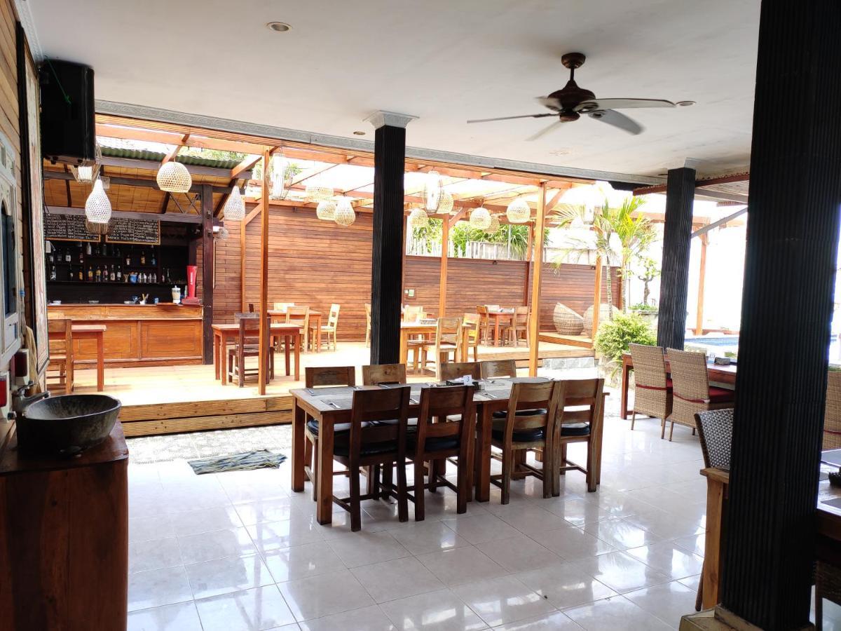 Linda Beach Hotel Nusa Lembongan Exterior foto
